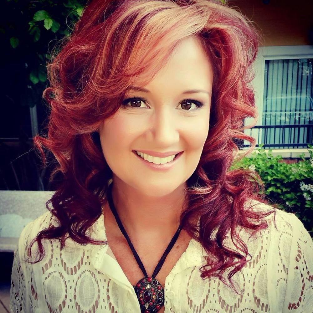 Meet your Posher, Talena